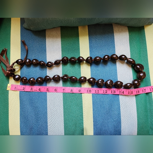 Vintage Genuine Hawaiian Dark Brown / Black Kukui Nut Lei Necklaces (2) - EUC - Picture 6 of 10